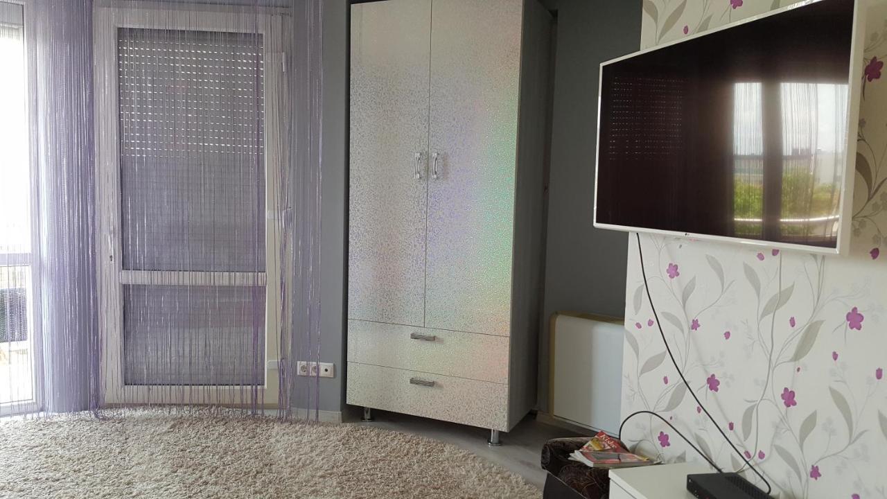Paris-Lux. Lägenhet Hajdúszoboszló Exteriör bild